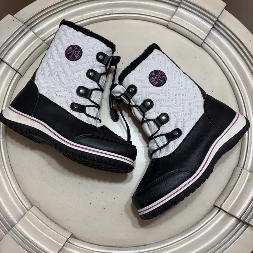 Totes Snow Boots 4 (Big Girl) Black White
